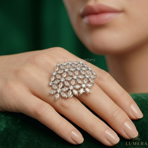 แหวนเพชรทรงดอกไม้ 4 กะรัต สำหรับผู้หญิง ทองคำขาว 14KT 18KT เครื่องประดับชั้นดี - Product Image 6