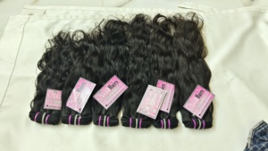 Cheveux Indiens Bouclés Naturels Bruts 100% Authentiques, Qualité Premium, Ondulés, Cheveux Humains Vierges Remy, Double Trame Faite à la Machine, Lots de Luxe 100g - Product Image 2