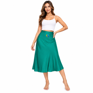Découvrez un choix de mode frais et tendance avec la jupe midi pour femme, conçue pour compléter les hauts ajustés, les chemises amples et les vêtements d'extérieur légers. - Product Image 1