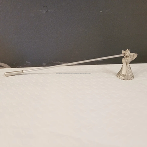 Bougie en forme d'ange vintage Éteignoir à bougie en métal Ange en étain par Azora Industries - Product Image 2