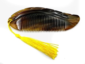 Peigne en corne rustique sculpté à la main, le plus vendu, imperméable, pour hommes et femmes, pour l'entretien de la barbe et l'usage quotidien - Product Image 4