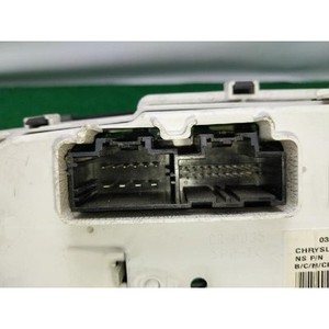 ชุดหน้าปัดเรือนไมล์มือสอง รุ่น 68080408AC - Product Image 3