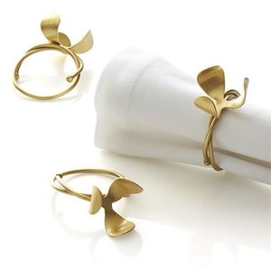 Gold Metal Flower Napkin Ring Holder Modern Luxury Table Decor for Wedding Banquet Hospitality Supply Handmade Napkin Ring - Product Image 1