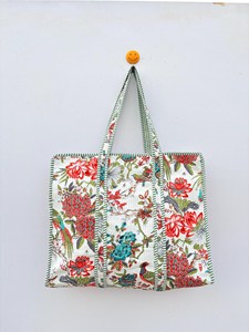 Fashionable <b>White</b> Cotton Tote <b>Bag</b> with Floral Print Bohemian Style Summer Casual Zipper Shopping Travel Handbag for Women - Product Image 1