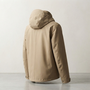 Chaqueta cortavientos beige con capucha para hombre, chaqueta exterior con cremallera completa, puños ajustables y bolsillos frontales - Product Image 3