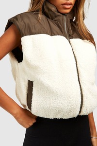 <b>Women's</b> Lightweight Quilted Puffer Vest Casual Winter <b>Jacket</b> <b>Sleeveless</b> Breathable Nylon Warm Padding Zipper Front Windproof - Product Image 2