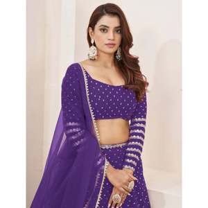 Encantador Lehenga Choli de Georgette con Lentejuelas Violetas para Boda - Product Image 4
