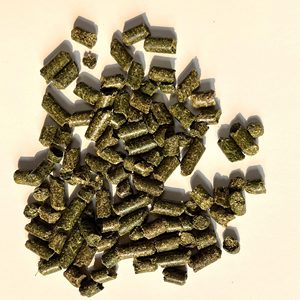 Granulés d'alfalfa naturels pour un bétail en bonne santé. Les granulés d'alfalfa favorisent la croissance, l'énergie, l'immunité et la santé digestive. - Product Image 5