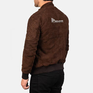 Chaqueta de Cuero Clásica para Hombre al por Mayor, Chaqueta de Moto de Piel Genuina, Chaqueta de Cuero Personalizada con Tachuelas, Ropa Urbana Moderna B2B - Product Image 5
