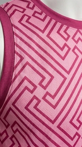 ชุดกีฬาแขนกุดระบายอากาศสำหรับผู้ชาย – เสื้อกล้ามน้ำหนักเบาและกางเกงขาสั้นพิมพ์ลายเรขาคณิต - Product Image 4