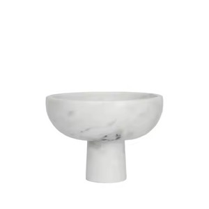 Bol de service en marbre blanc cassé de haute qualité, à bord festonné et cannelé, avec rebord en forme de pétales de fleurs, pour la restauration événementielle - Product Image 5