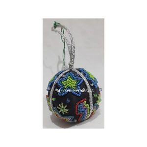 Dernière forme angulaire de broderie dorée en zari avec travail de perles, ornement suspendu pour la décoration et les cadeaux au meilleur prix - Product Image 2