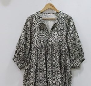 Vestido Túnica Midi Hecho a Mano en India 100% Algodón para Mujer |   Ropa Formal de Oficina Ecológica y Transpirable, Corte en A, Floral, Dibujada a Mano, Natural - Product Image 3
