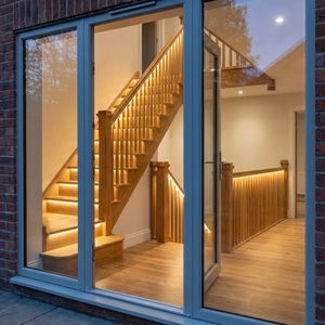 Capuchon de poteau d'escalier carré en bois massif EFS NPC05 avec design minimaliste, durable pour escalier - Product Image 5