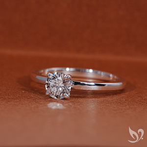 Anillo Solitario con Diamante Cultivado en Laboratorio de Corte Redondo de 0.50 CT |   Joyería de Compromiso Certificada por IGI - Product Image 5