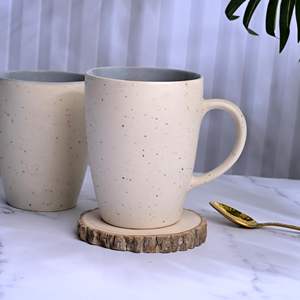 แก้วกาแฟเซรามิกสองสี ดีไซน์หรูหราทันสมัย ขนาด 350 มล. เป็นมิตรกับสิ่งแวดล้อม สีเบจ-เทา ลายป่า ของขวัญสำหรับสำนักงาน สีน้ำตาล - Product Image 5