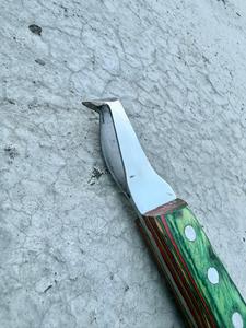 Couteau à boucle avec manche vert en acier J2, outil professionnel pour le soin des sabots des chevaux - Product Image 2