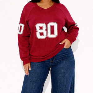 Sudadera Oversize de Forro Polar para Mujer con Estampado de Número Universitario, Estilo Casual, Diseño Personalizado, Sudadera con Capucha de Lujo - Product Image 4
