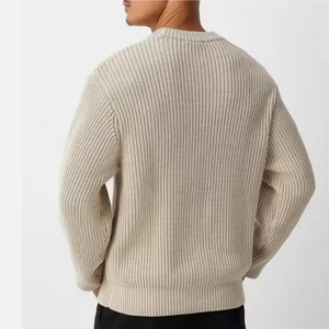 Suéter de punto para hombre, cuello redondo, color sólido, manga larga, suéter acrílico suave y cálido para otoño, corte regular - Product Image 2