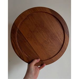Assiette de service ronde en bois foncé écologique, style rustique, en acacia et noyer, pour dîner, mariage de luxe, hôtel. - Product Image 6