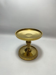 Candelabro de Pedestal de Aluminio Dorado de Lujo con Borde de Cuentas, Soporte para Tartas, Centro de Mesa al por Mayor para Decoración del Hogar y Hoteles - Product Image 1