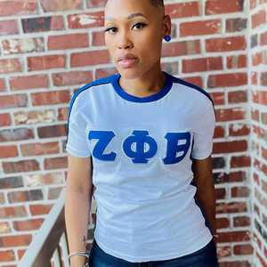 เสื้อยืดสีขาวพรีเมียม Zeta Phi Beta ปักลายตัวอักษรกรีกสีน้ำเงิน เสื้อยืดผู้หญิง ผ้าเนื้อนุ่ม สวมใส่สบาย ทันสมัย - Product Image 6
