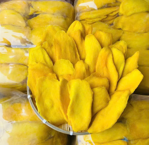 มะม่วงอบแห้งหั่นชิ้น น้ำตาลน้อย รสหวาน ผลไม้เมืองร้อน บรรจุภัณฑ์สุญญากาศ ขนมขบเคี้ยว สีเหลือง เนื้อนุ่ม บรรจุภัณฑ์แบบขายส่งสำหรับส่งออก - Product Image 1