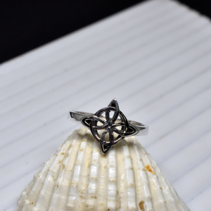 Anillo de Plata de Ley 925 con Nudo Celta, Hecho a Mano, Geométrico, Unisex, Estilo Vintage Gótico, para Boda, Joyería - Product Image 1