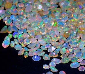 Opale d'Éthiopie naturelle facettée, pierre précieuse ovale multi-feu, opale en vrac pour la fabrication de bijoux, fournisseur en gros - Product Image 4