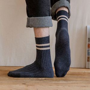 Chaussettes de sport côtelées pour hommes, respirantes, absorbant la transpiration, rayées, décontractées, pour le bureau, chaussettes longues côtelées rayées en coton - Product Image 2
