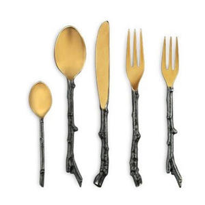 Ensemble de couverts d'aspect antique avec finition noire, manches design pour la décoration de table, ensemble de couverts élégants sculptés à la main - Product Image 1