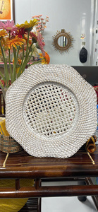 Plato de Bambú Ecológico de Alta Calidad - Diseño Bohemio, Forma Redonda, para Bodas y Eventos, Bao Minh Linda 20261 - Precio Económico - Product Image 2