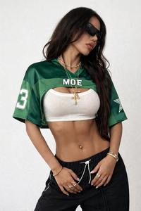 เสื้อครอปท็อปและกางเกงขาสั้นออกกำลังกายระบายอากาศดี ดีไซน์คัลเลอร์บล็อก สำหรับเต้นรำ ผลิตแบบ OEM สำหรับผู้หญิง - Product Image 3