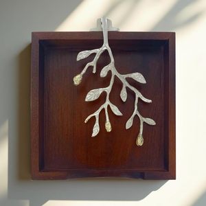 Napkin Holder Solid Wood Brown Finish Home Decor & <b>Kitchen</b> Decor Table Countertop issue Holder with Metal <b>Ornament</b> Arm in Silver - Product Image 4