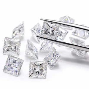 Diamants en vrac de haute qualité, cultivés en laboratoire, polis, couleur D-E-F, 4 mm, forme princesse, clarté VVS-VS, pour la fabrication de bijoux, vente en gros - Product Image 1