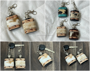 Nouvelle mini bouteille de poche mignonne en cuir véritable repoussé, style occidental, avec porte-clés en cuir de vachette et étui en cuir, idéale comme article cadeau - Product Image 3