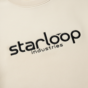 เสื้อสเวตเชิ้ตผ้าฟลีซน้ำหนักเบาสำหรับผู้หญิง สวมใส่สบายในฤดูหนาว เป็นมิตรต่อสิ่งแวดล้อม มีโลโก้ด้านหน้า เนื้อผ้าเรียบลื่น สไตล์ลำลอง ออกแบบเพื่อการเคลื่อนไหวที่ง่ายดาย - Product Image 2