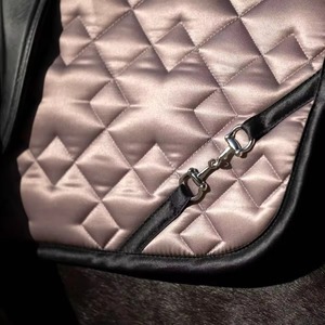 Almohadillas para Silla de Montar Personalizadas, Nuevo Estilo, Alta Calidad, Hechas en Pakistán, Almohadillas para Montar a Caballo Más Vendidas - Product Image 3