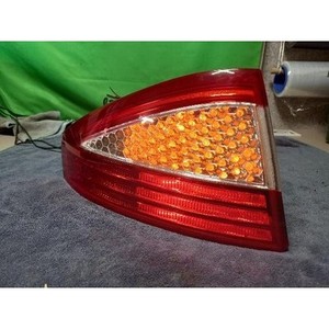 Luz Trasera Izquierda Usada Fusion 7S7113405A - Product Image 1