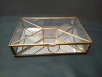 Boîte à bijoux rectangulaire moderne en verre et laiton Artisan Design B72 avec couvercle miroir, idéale pour le voyage, le rangement et les séparateurs décoratifs