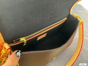 High Quality <b>Waterproof</b> Sport New Design Women's Winter Luxury Faux Fur Handbag Fluffy <b>Drawstring</b> Closure Customizable Size - Product Image 3