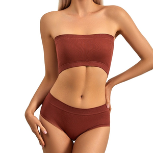 Ensemble soutien-gorge sans bretelles et culotte de qualité supérieure, style streetwear, sans couture, respirant, en polyester et coton - Product Image 1
