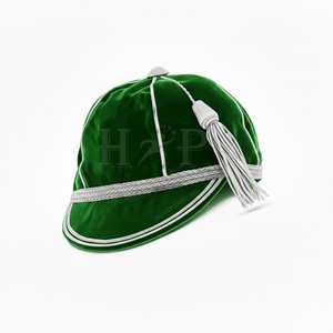 Gorras de terciopelo con borlas, fabricante profesional, gorras de presentación con logotipo personalizado para clubes de rugby, cricket y fútbol. - Product Image 1