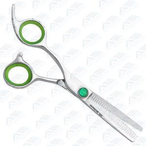 Ciseaux à effiler pour barbier Expert Precision 15g Apto Enterprises AE-5738 5,5 pouces en acier inoxydable 440c - Réutilisables et écologiques - Product Image 5