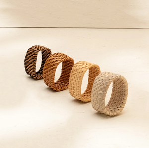 Porte-serviettes carrés les plus vendus, 4 pièces de couleurs différentes, parfaits pour la décoration de table de fête de Noël - Product Image 1