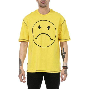 Camiseta de Manga Corta con Cuello Redondo Amarilla para Hombre con Estampado de Cara Triste de Dibujos Animados, Corte Regular, Estilo Casual, 100% Algodón Jersey - Product Image 1