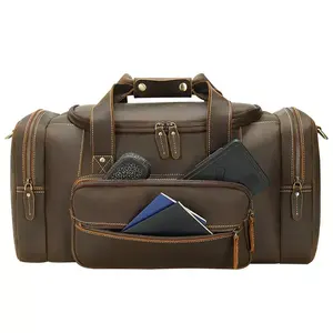 Sacs de sport pour hommes et femmes en cuir véritable, légers, de haute qualité, résistants à l'eau, sacs de voyage et de yoga fabriqués au Pakistan - Product Image 1