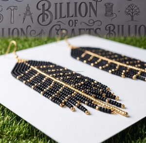 ต่างหูห้อยประดับลูกปัดหรูหราสำหรับผู้หญิงจาก Billion of Crafts พร้อมคริสตัลหลากสีสันสไตล์โบฮีเมียน - Product Image 3