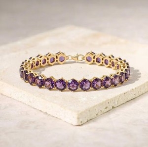 Pulsera de Amatista Natural en Plata de Ley 925 Chapada en Oro, Elegante Gema Púrpura, Joyería de Lujo, Piedra de Nacimiento de Febrero - Product Image 1