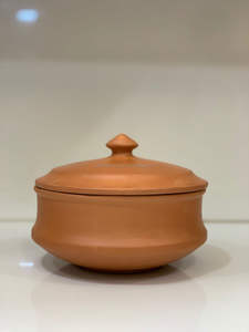 Olla de cocina de arcilla Recipiente de cocina Loza de terracota Hecho a mano Cocina tradicional Olla de arcilla Utensilio de cocina - Product Image 3